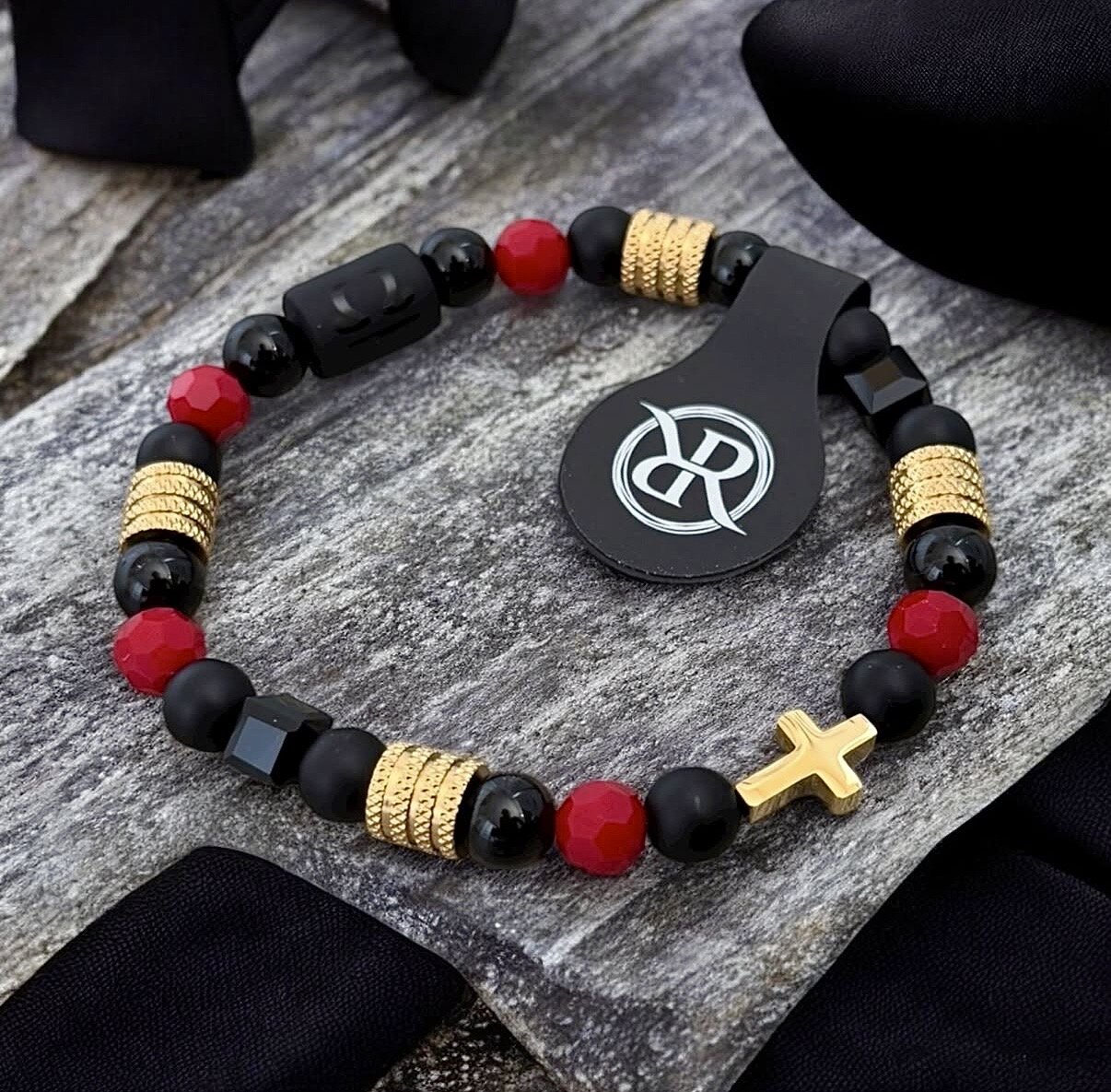 Bracelet Crimson Glory with golden cross and zodiac sign