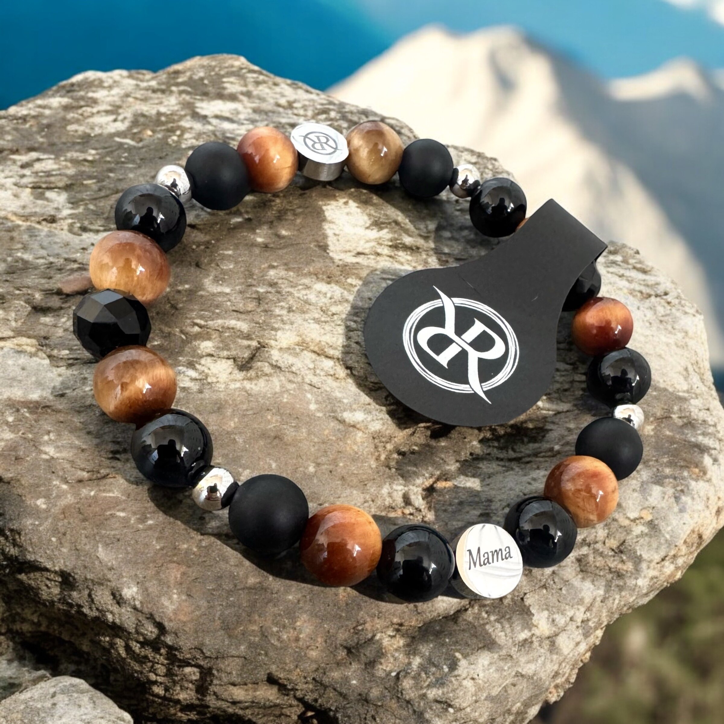 Bracelet mom from natural stones