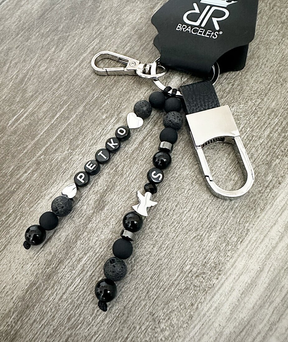 Personalised keyring with carabiner