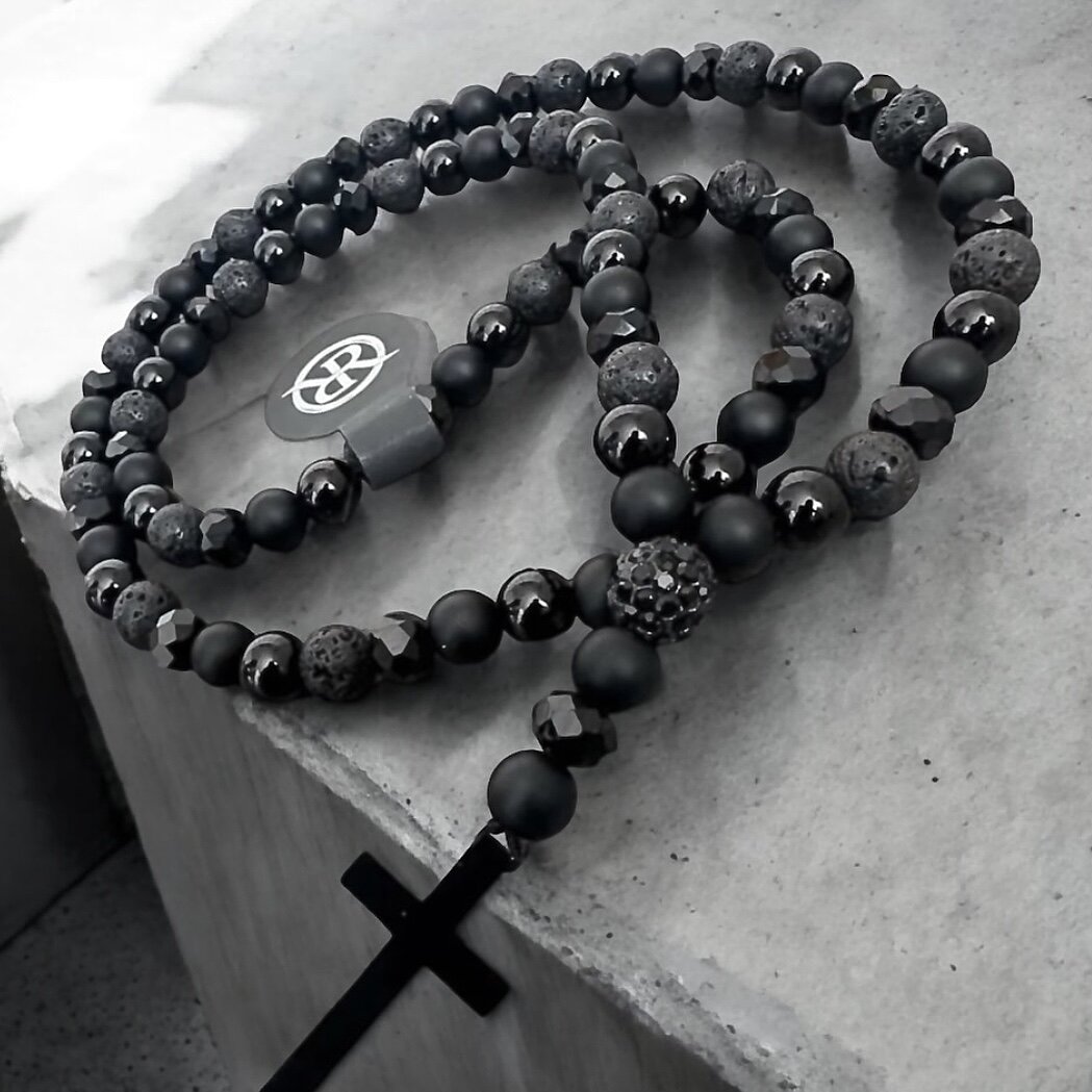 Necklace in the shape of a rosary made of natural stones